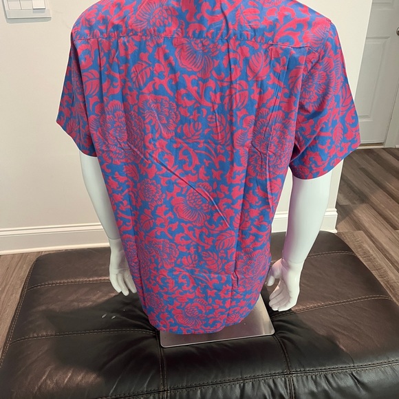 Amazon Essentials Button Down - Picture 3 of 11